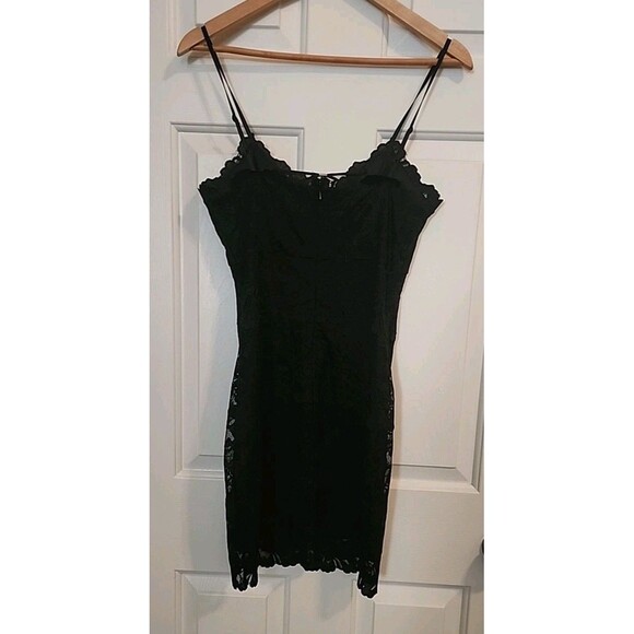 Guess Slip Dress Black Medium Mini Lacy Lined Adjustable Straps Sexy Wimsigoth - Picture 2 of 11